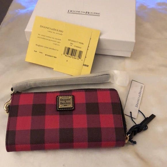 Dooney & Bourke Tucker Folded Zip Wristlet Red & Black Plaid NWT & Box - Picture 2 of 16